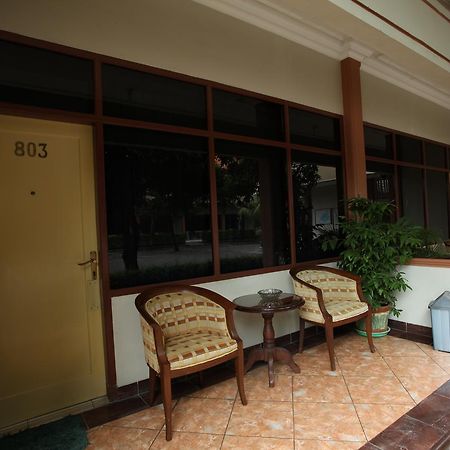 Langensari Hotel 井里汶 外观 照片